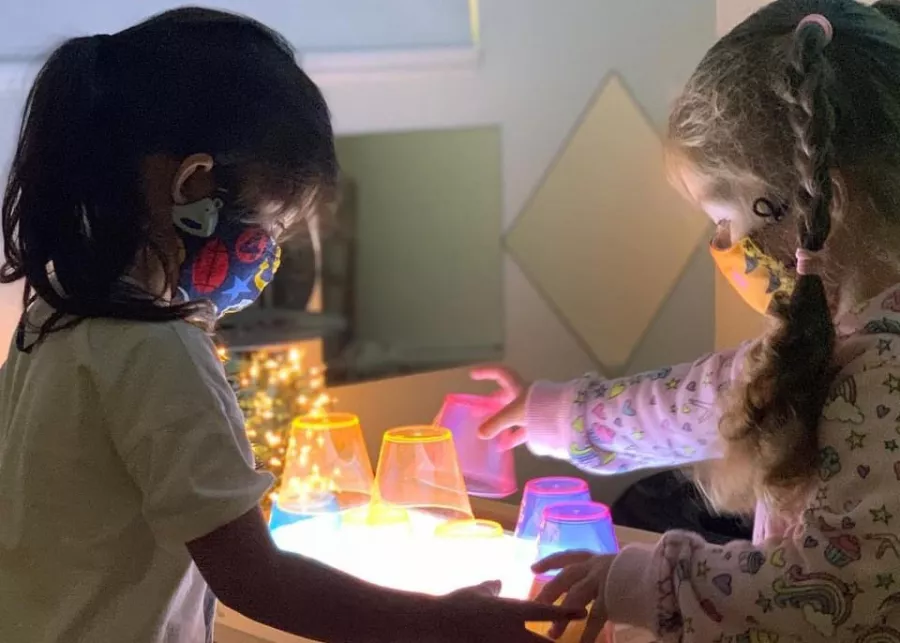 Preschool lights and shadows