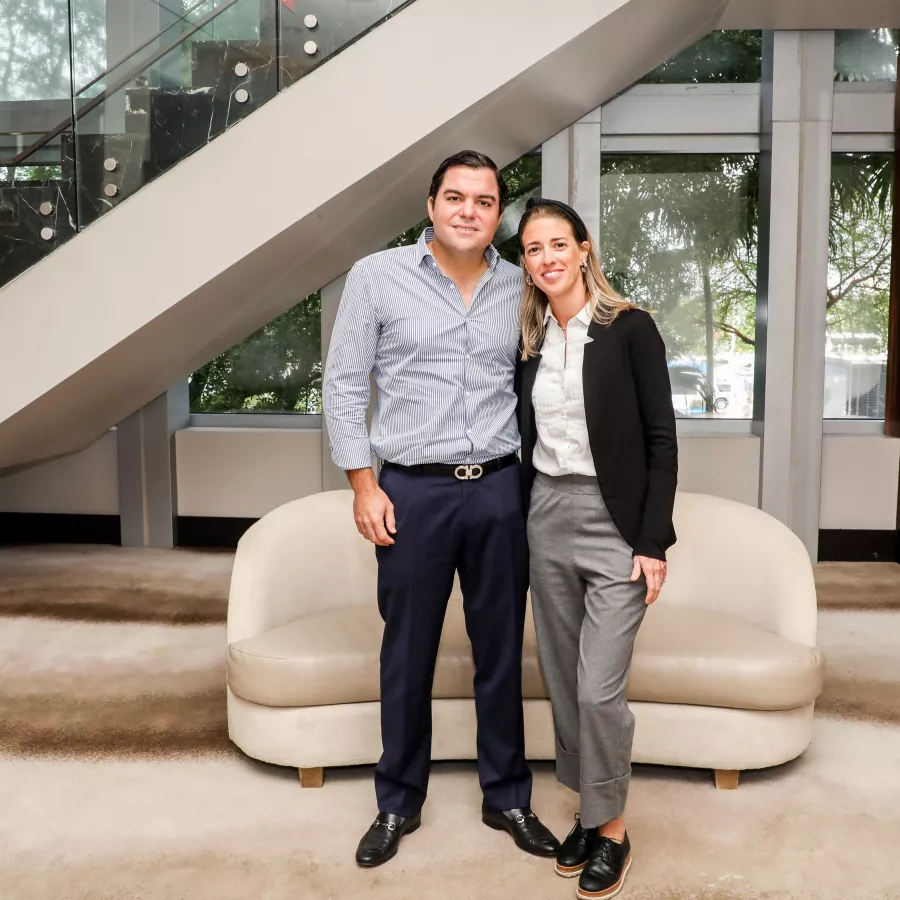 CORPORATE HEADSHOT www miami photographers com 40