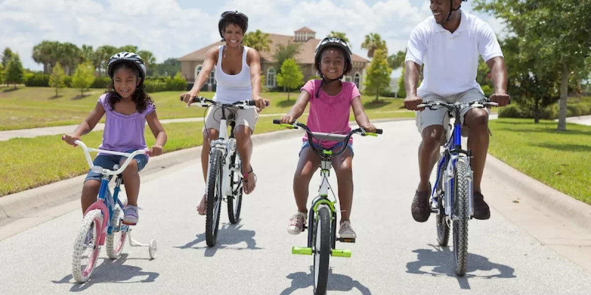 How to model good behavior for children