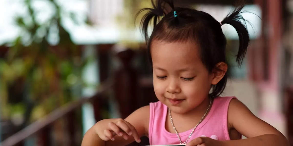 Tips to reduce screen time for your young child