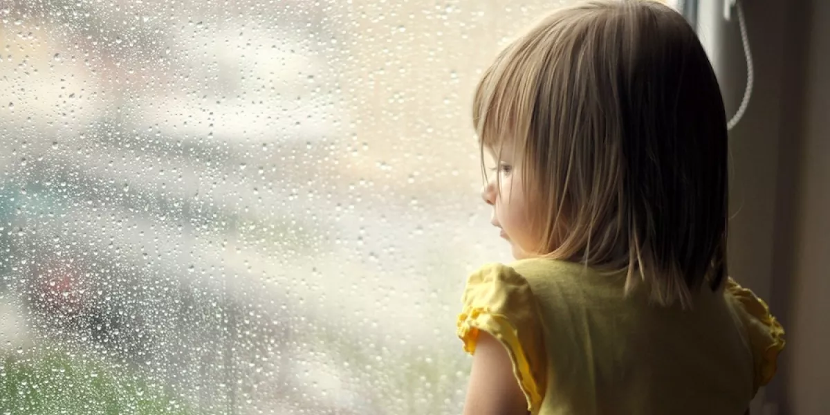 How to soothe your childs storm anxiety