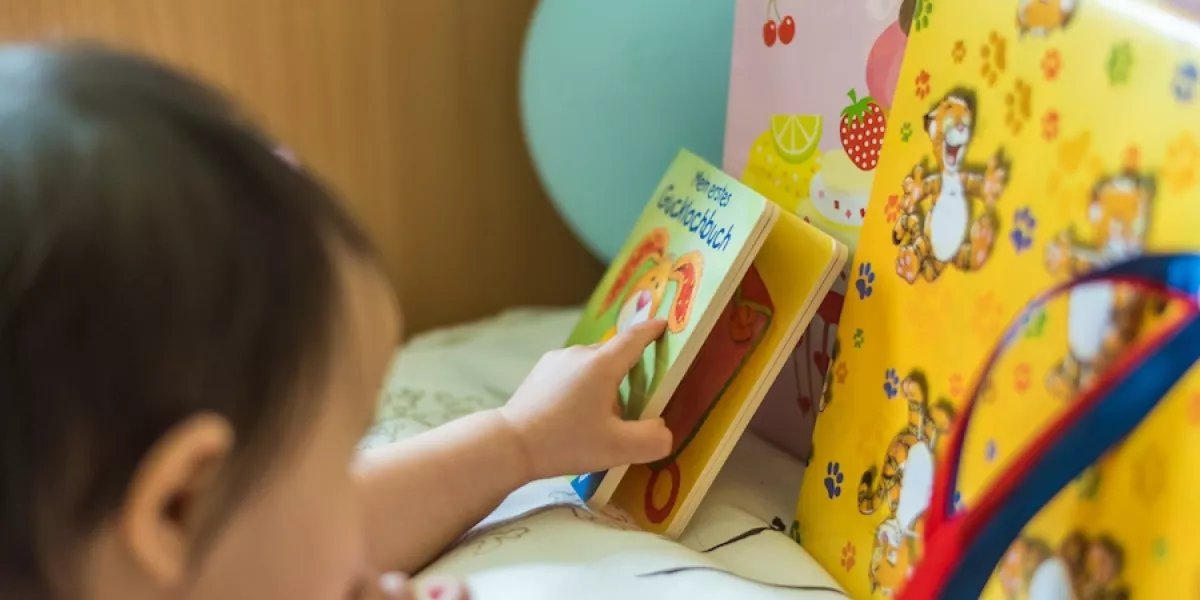 Tips for raising bilingual children