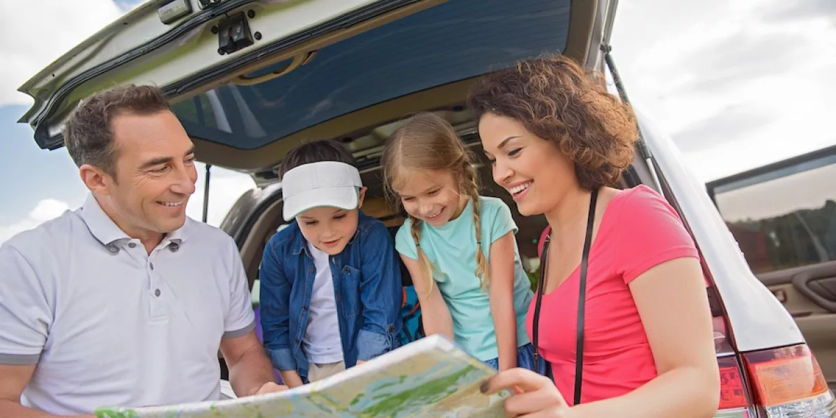 Keeping your child entertained while traveling