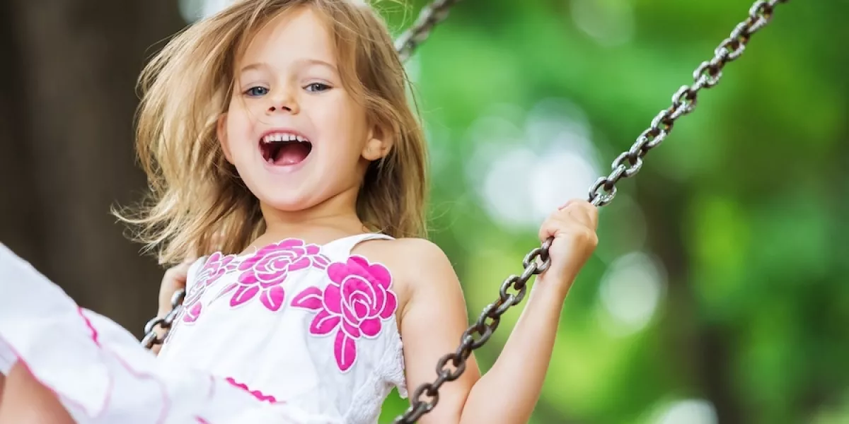 What makes a safe playground