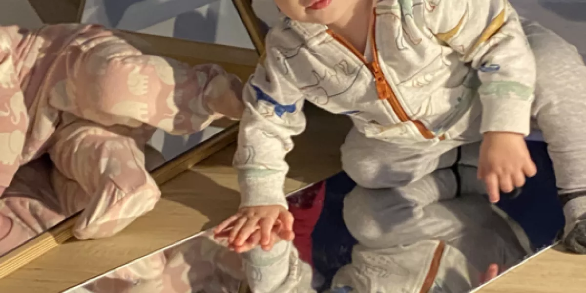 Baby nido with reflections