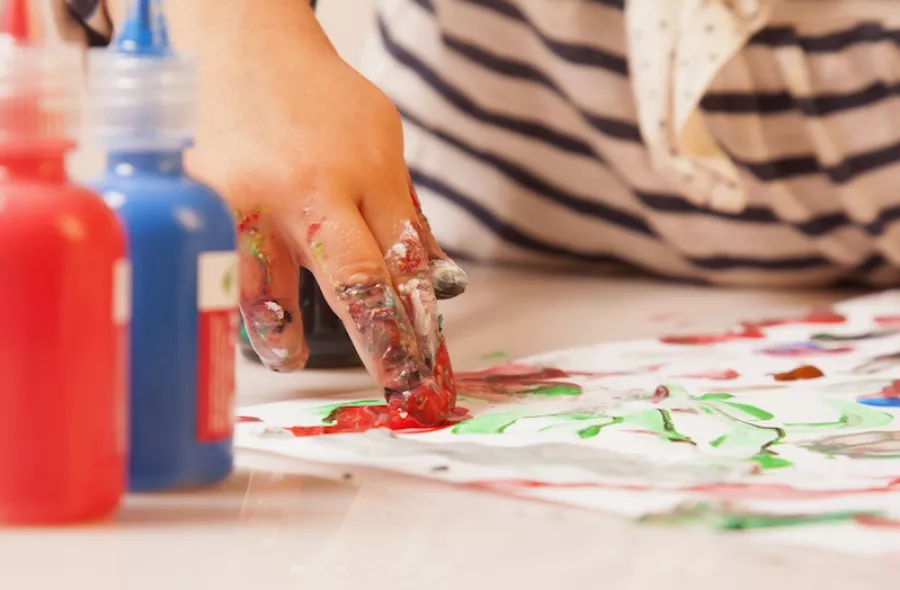 Ways to teach your child about colors