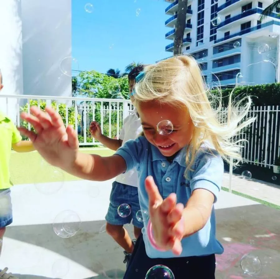 Kla preschool summer program with girl with bubbles