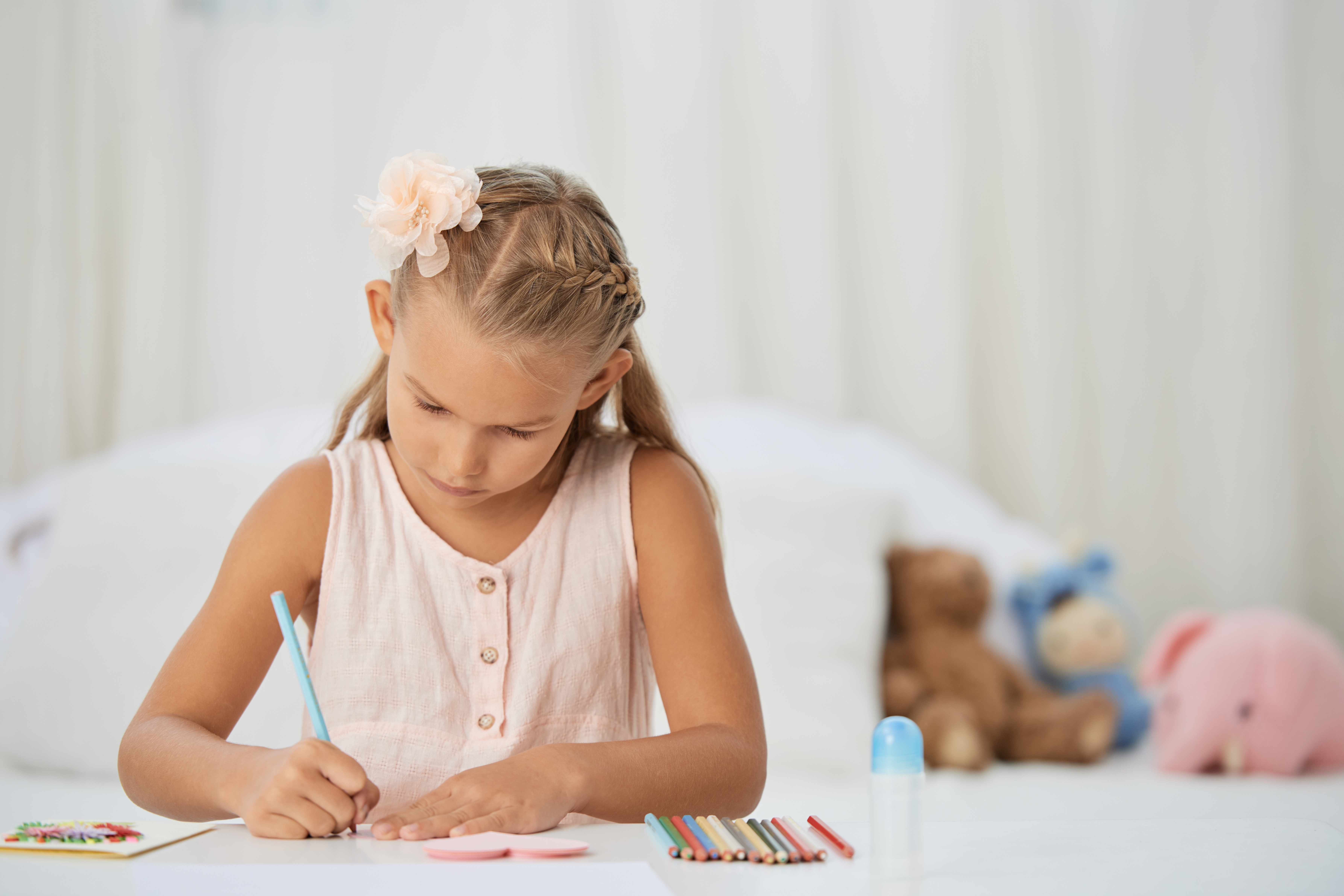 Drawing girl