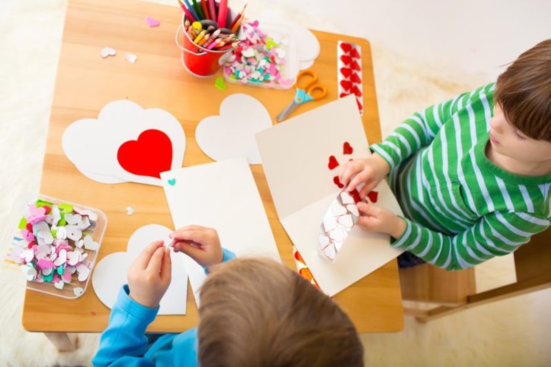 Easy and fun valentines day crafts for kids e1486666325990