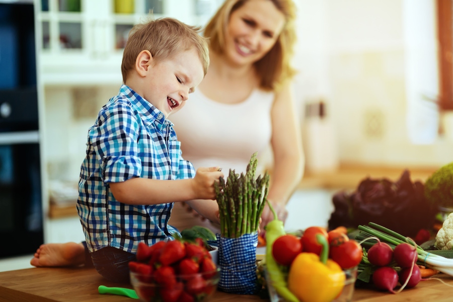 Encouraging healthy eating habits in children