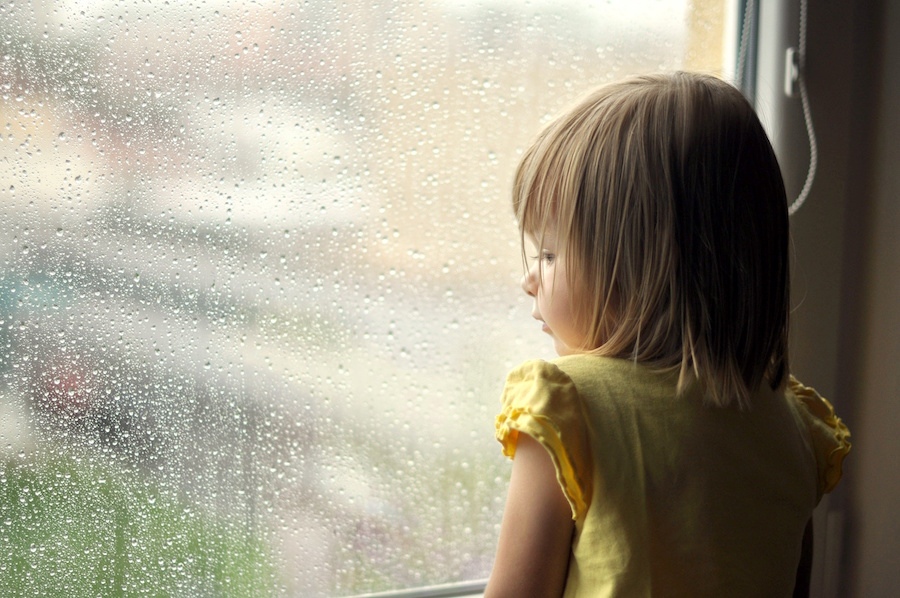 How to soothe your childs storm anxiety