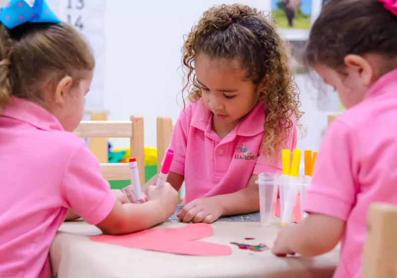 Preschool children working on group project