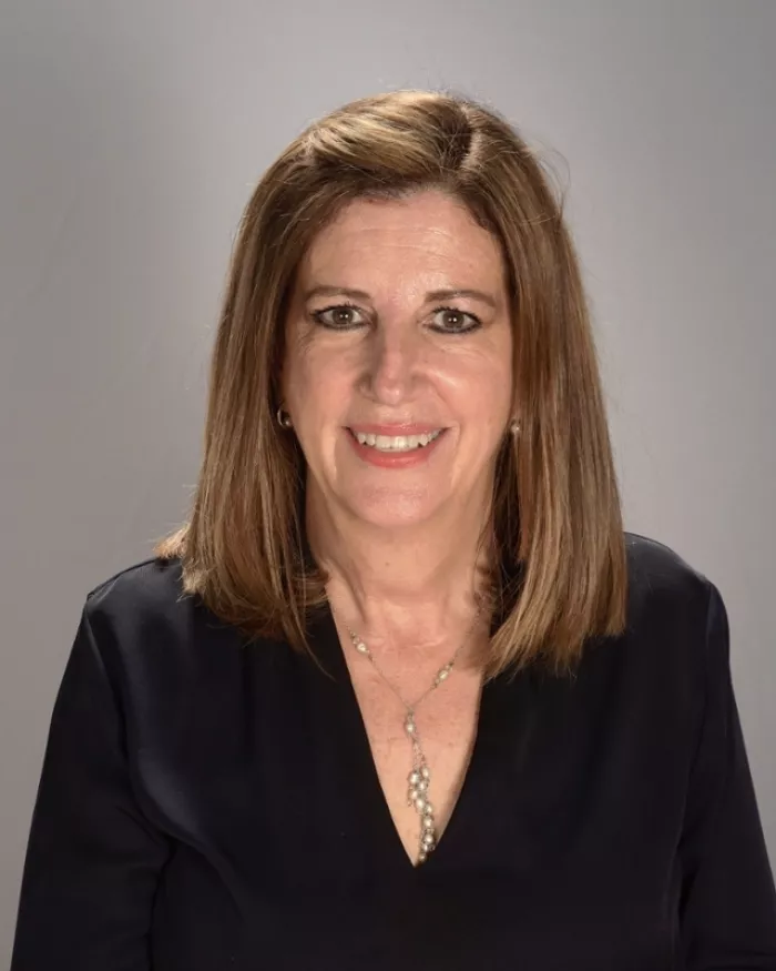 Pilar Tefel Director