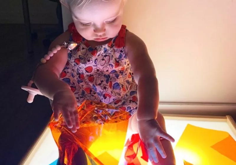 Infant light table