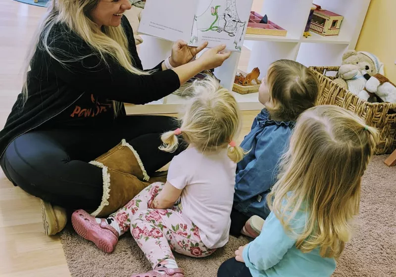 Reading teacher